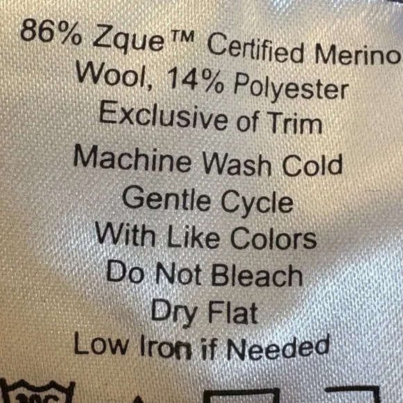 Women's Medium Ibex cardigan in deep plum - Picture 10 of 10